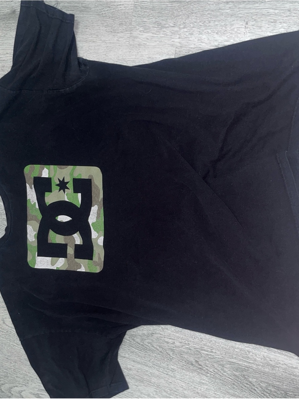 DC Shoes Black Graphic T-Shirt Camo Box Logo